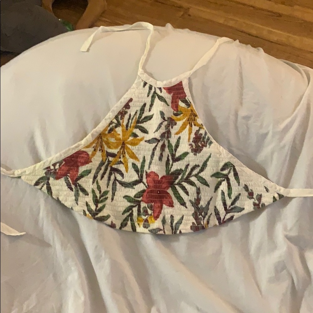 Open back crop top with floral design